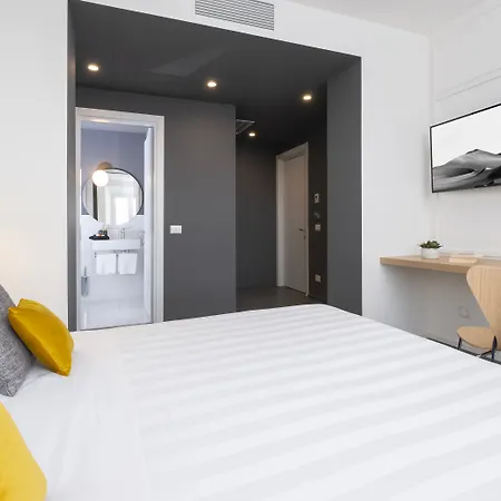 Camplus Centro Hotel